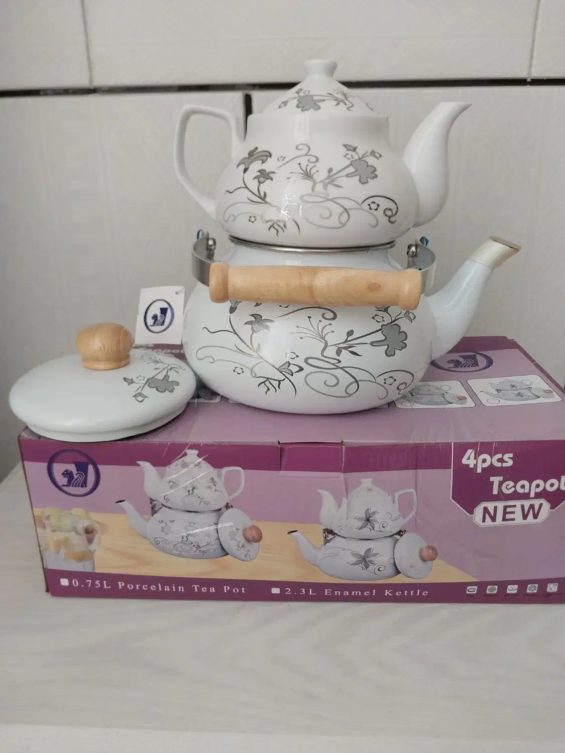 کتری و قوری|قوری، کتری، قهوهساز دستی|لنجان, |دیوار