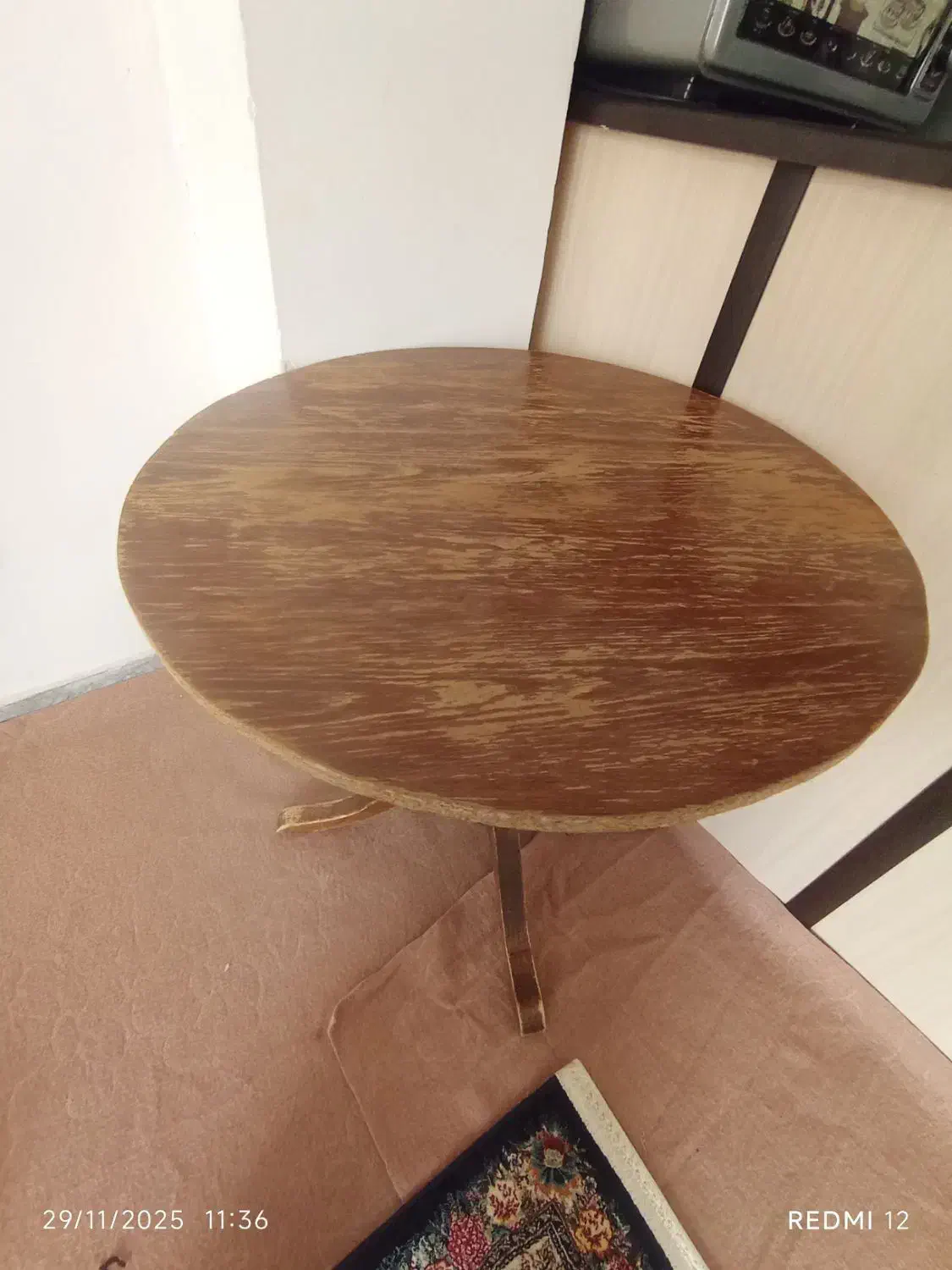 میز چوبی|میز و صندلی غذاخوری|تبریز, |دیوار