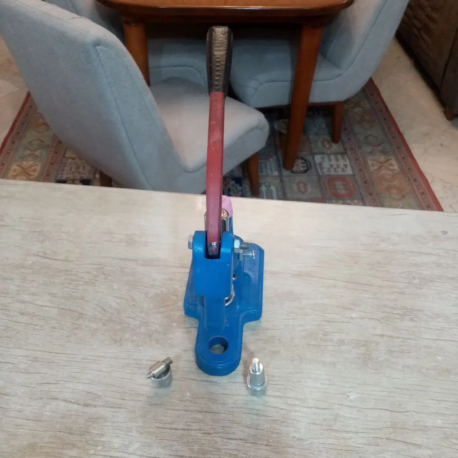 دکمه زن|لوازم خیاطی و بافتنی|تهران, نارمک جنوبی|دیوار