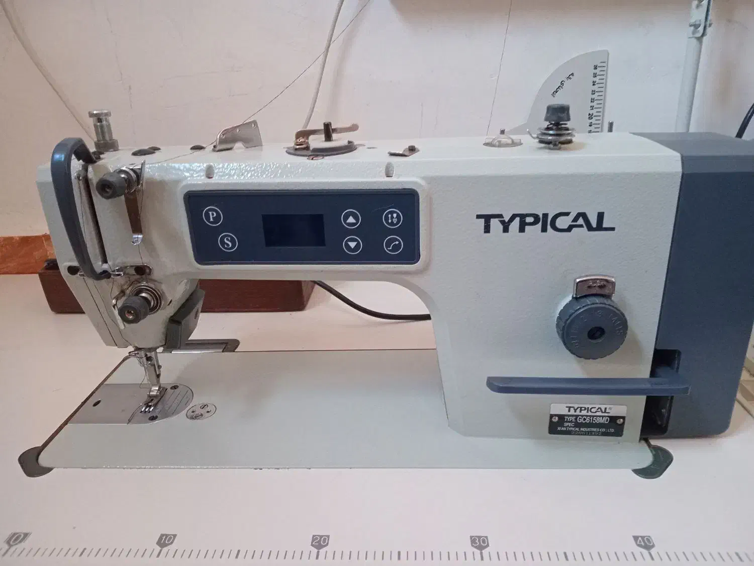 چرخ خیاطی تیپیکال|چرخ خیاطی و ریسندگی|اردبیل, |دیوار