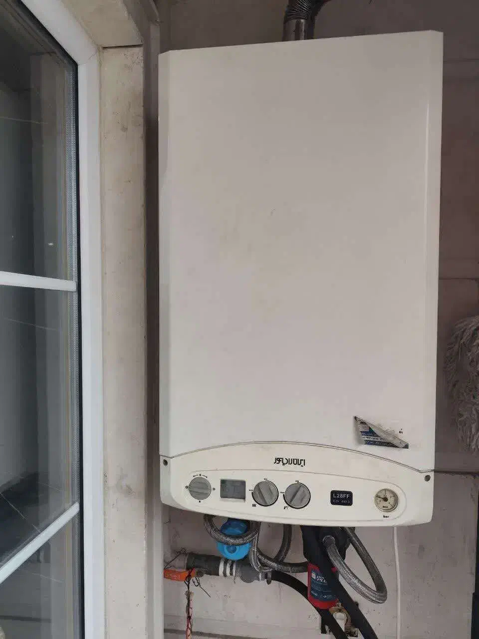 پکیج ایران رادیاتورL28 FF تمیز و سالم|آبگرمکن، پکیج، شوفاژ|لاهیجان, لاشیدان|دیوار