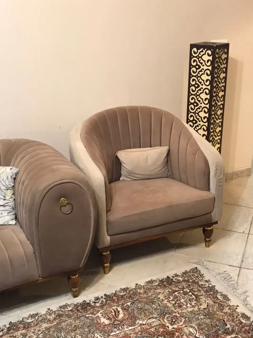 مبلمان ۷نفره به همراه میز ناهارخوری ۶نفره|مبلمان خانگی و میز عسلی|مشکین‌دشت, |دیوار