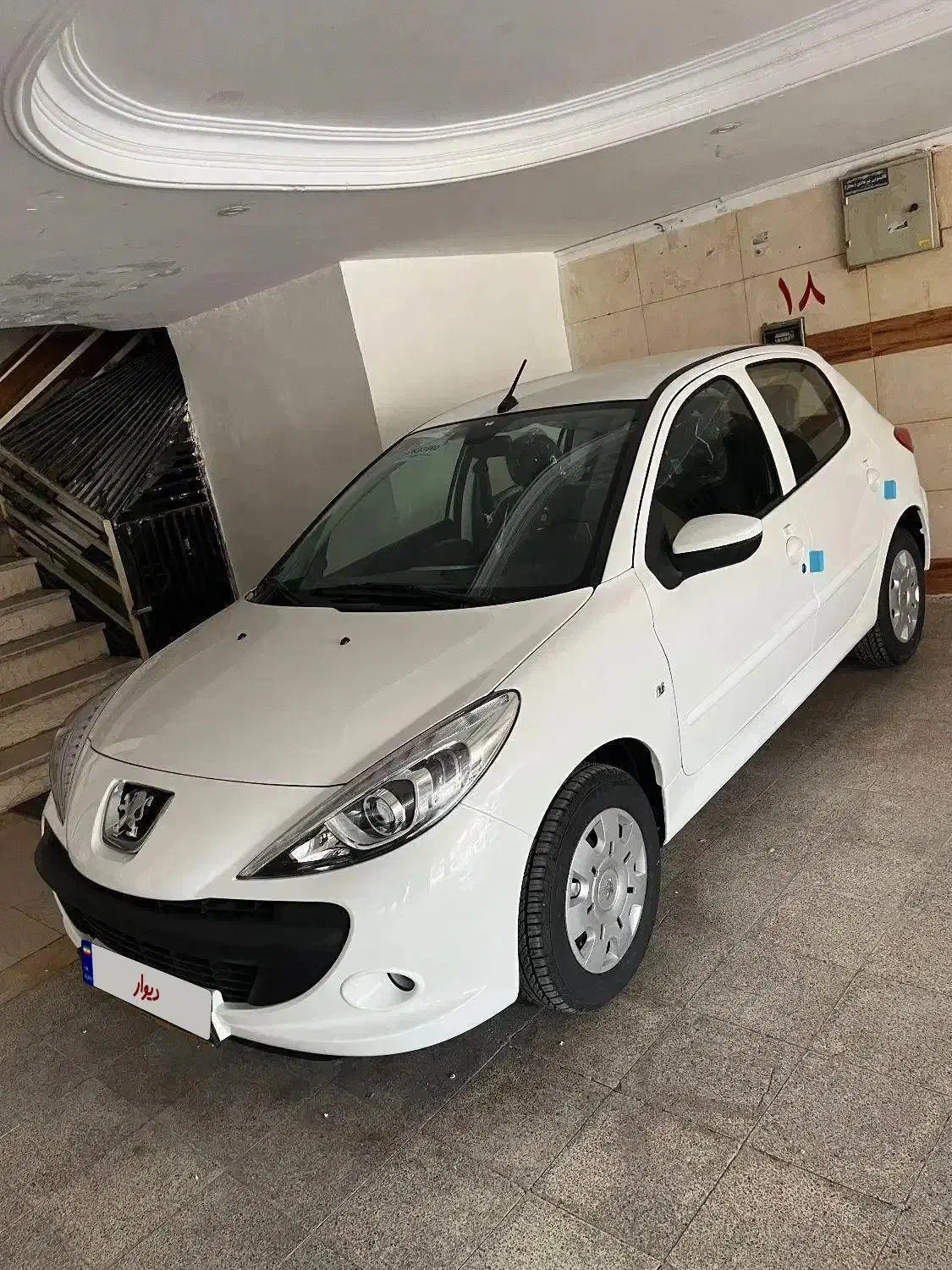 پژو ۲۰۷ سقف فلز ارتقا یافته فول ۴۰۴|خودرو سواری و وانت|فردیس, طالقانی|دیوار