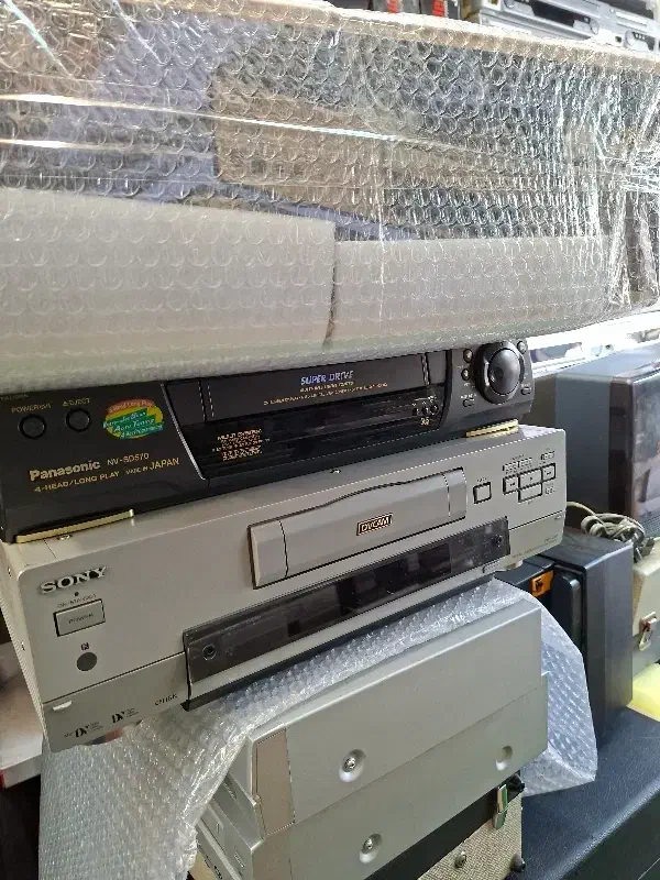 فروش انواع ویدئو نو وکارکرده در خانه ویدیو پایتخت|پخش‌کننده DVD و ویدیو|تهران, راه آهن|دیوار