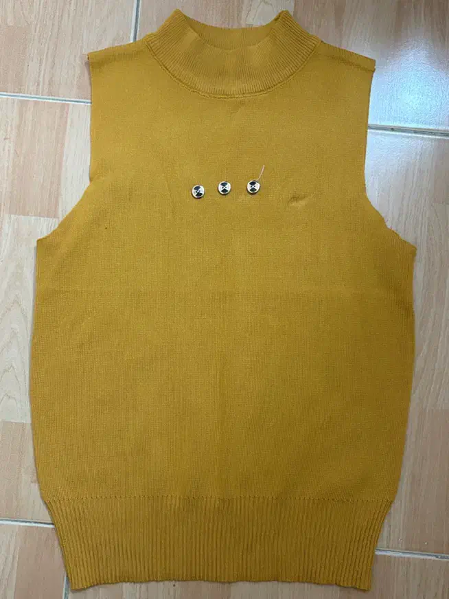 لباس کاملا نو|لباس|شاهین‌شهر, خانه کارگر|دیوار