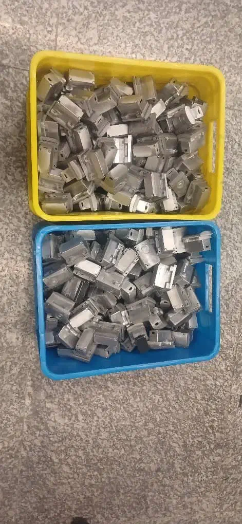 کمک اپراتور دستگاه فرز و تراش بازنشسته|استخدام صنعتی، فنی، مهندسی|تهران, نیروی هوایی (پیروزی)|دیوار