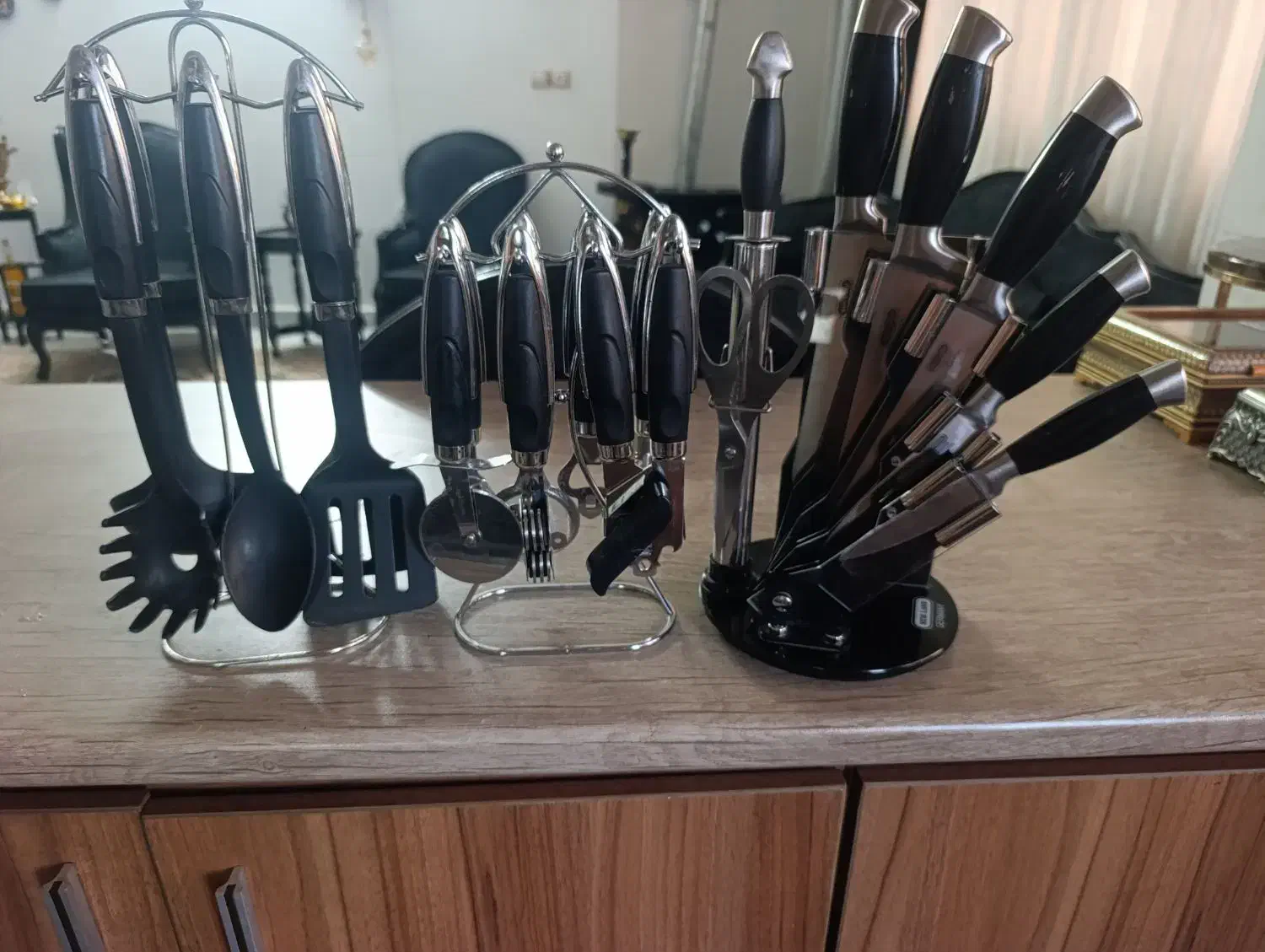 سه تا سرویس کامل با پایه چرخون|ظروف پخت‌وپز|سبزوار, فرهنگیان|دیوار