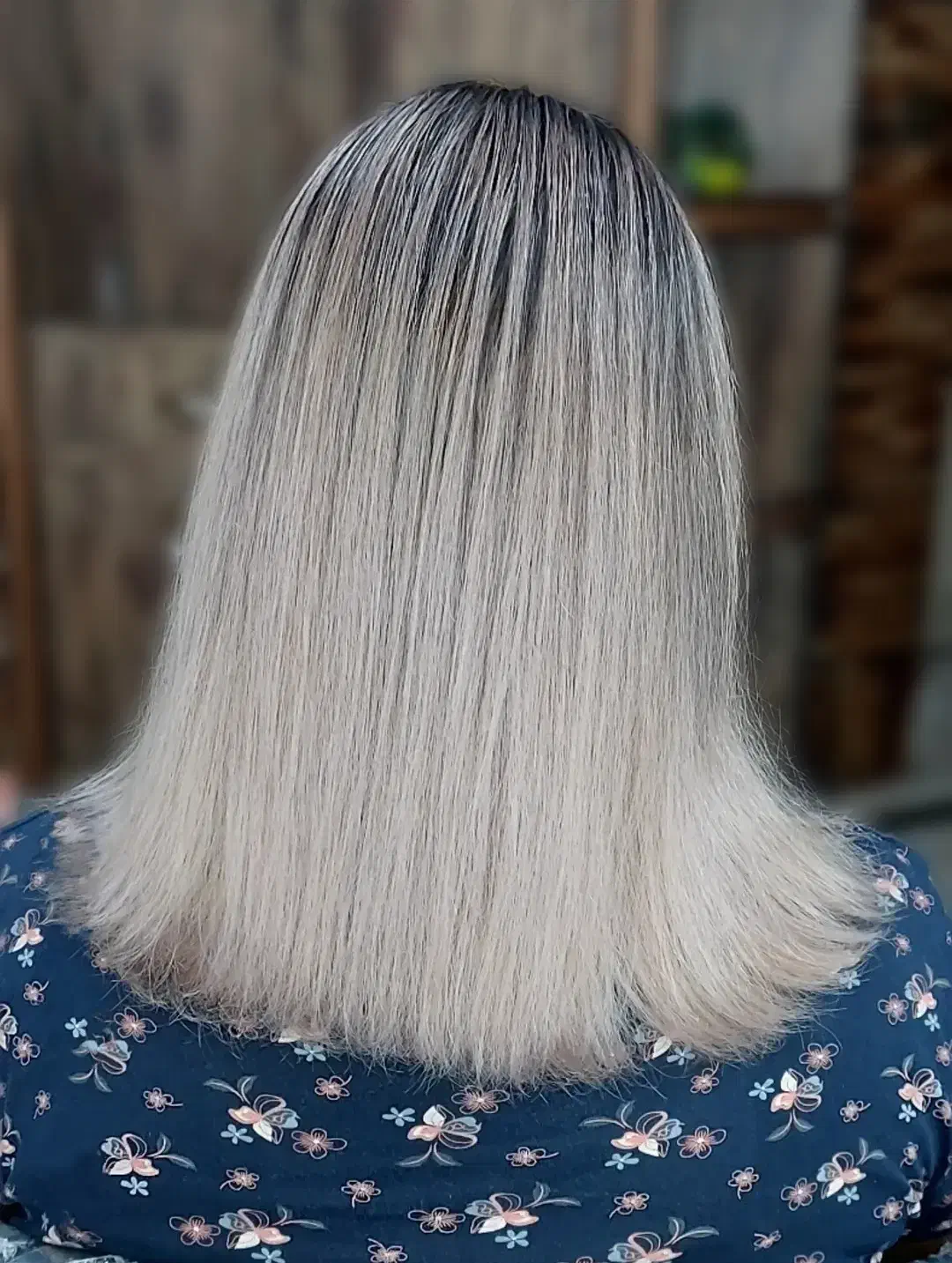 خدمات آرایشگری کراتین،رنگ موی تخصصی،میکاپ،شنیون|خدمات آرایشگری و زیبایی|زرقان, |دیوار