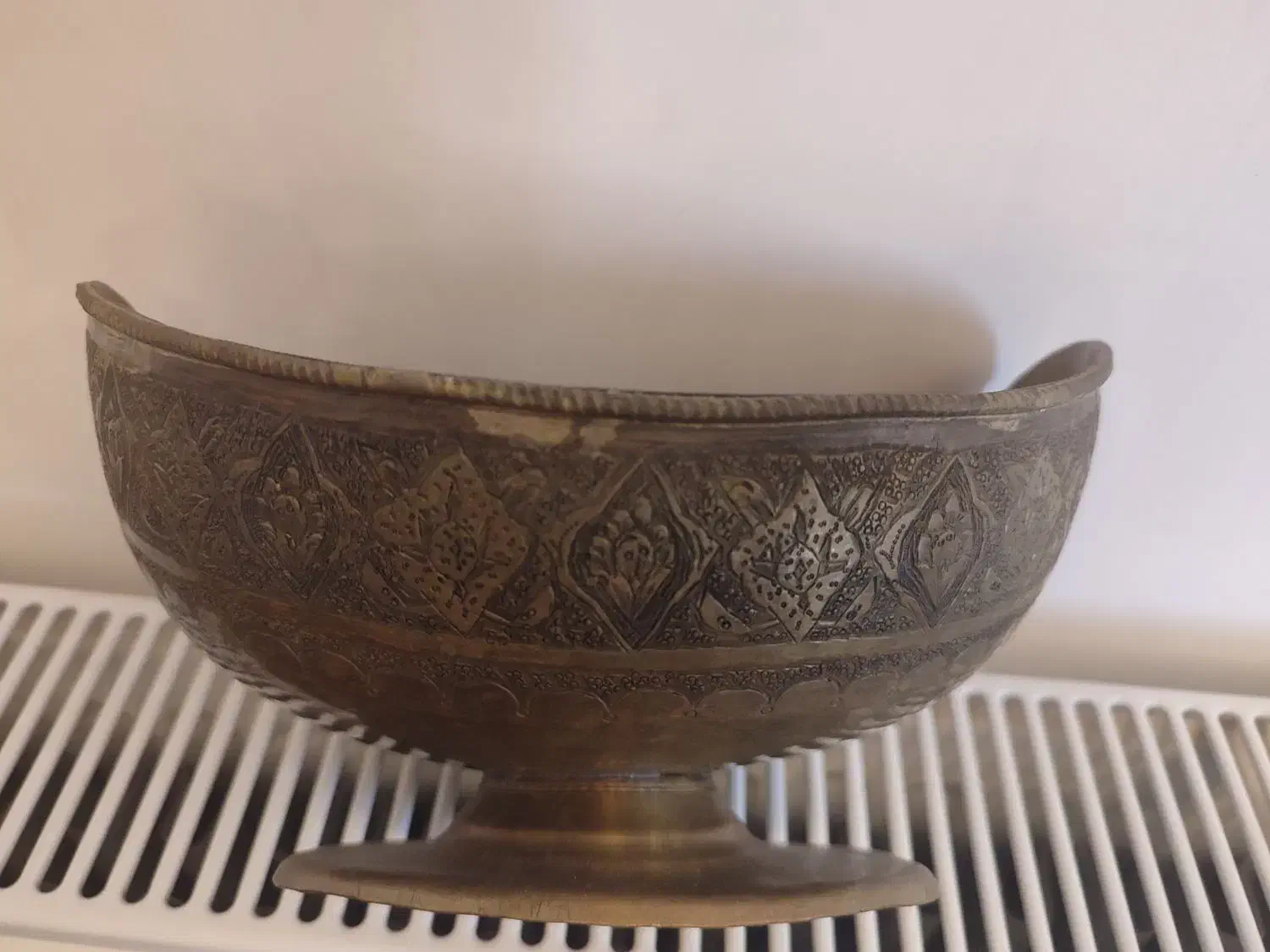 کشکول بسیار قدیمی منقش- صفوی|کلکسیون اشیاء عتیقه|مهربان, |دیوار