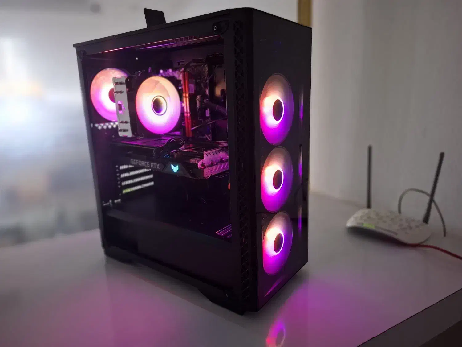 کیس گیمینگ نسل ۱۳ با گرافیک rtx 3070|رایانه رومیزی|چمستان, |دیوار