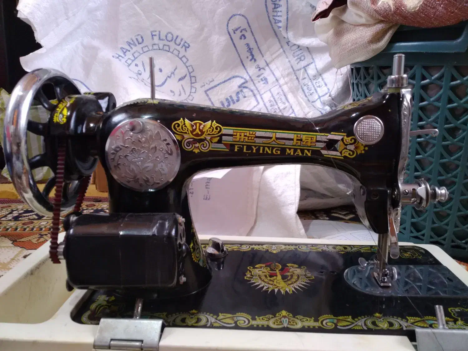 چرخ خیاطی|چرخ خیاطی و ریسندگی|مراغه, |دیوار