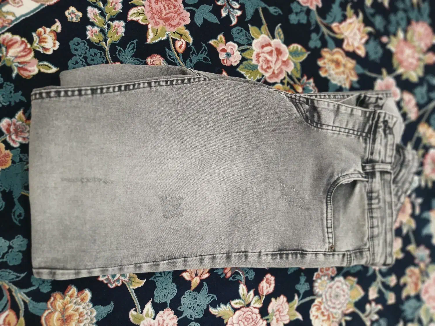 کت تک وشلوار جین|لباس|فردیس, سرحدی|دیوار