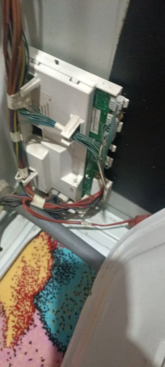 بردماشین لباسشویی ایندوزیت ودیگر لوازم کاملا سالم|ماشین لباسشویی و خشک‌کن لباس|اراک, |دیوار