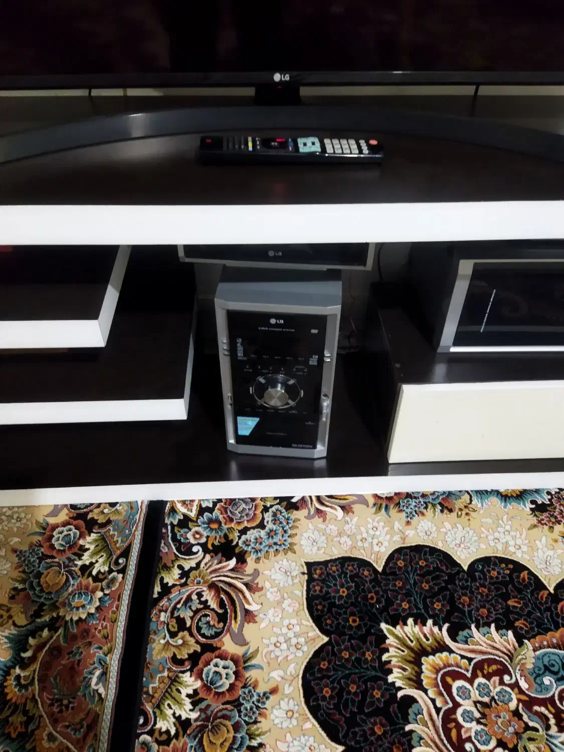 میز تی وی|میز تلویزیون|اصفهان, طاحونه|دیوار