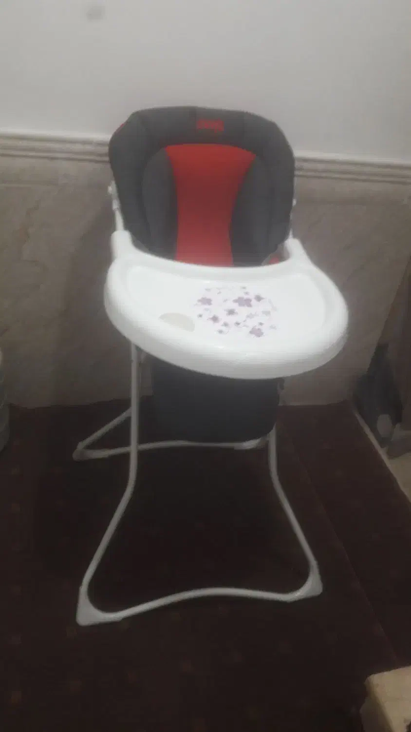 صندلی کودک|تخت و صندلی بچه|رباط‌کریم, الارد|دیوار