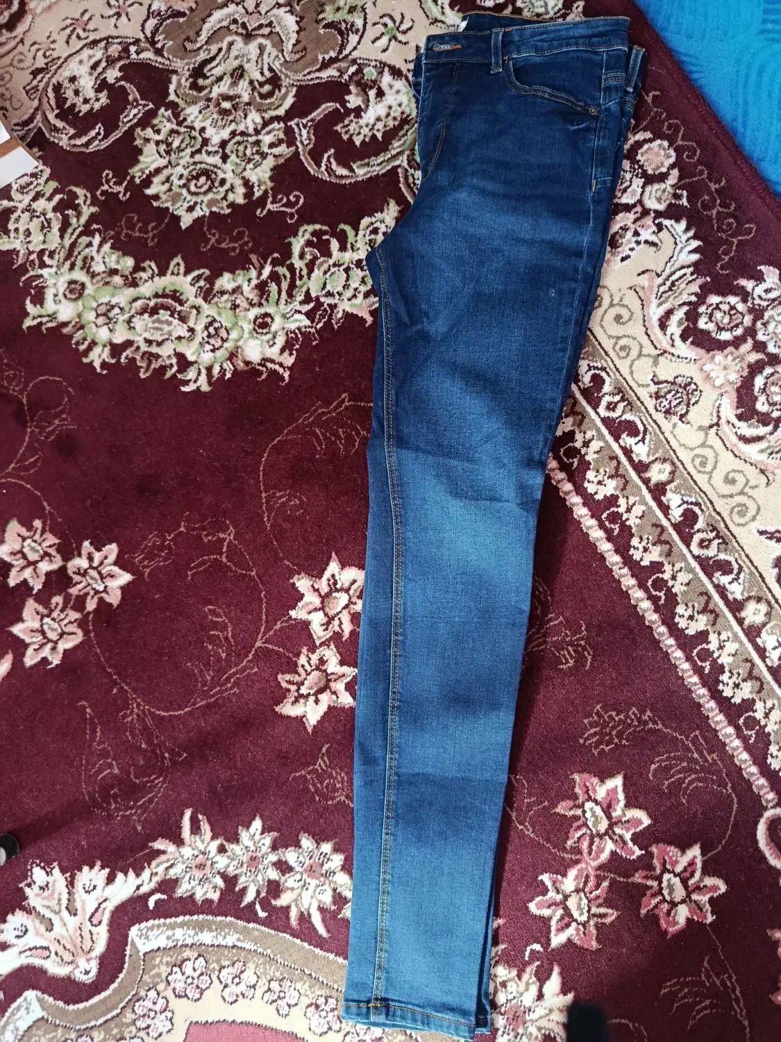 لباس|لباس|بیرجند, |دیوار