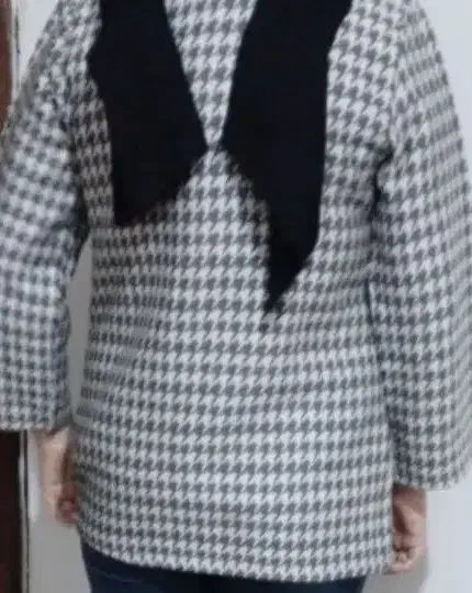 تک کوتاه زیبا|لباس|لنگرود, |دیوار