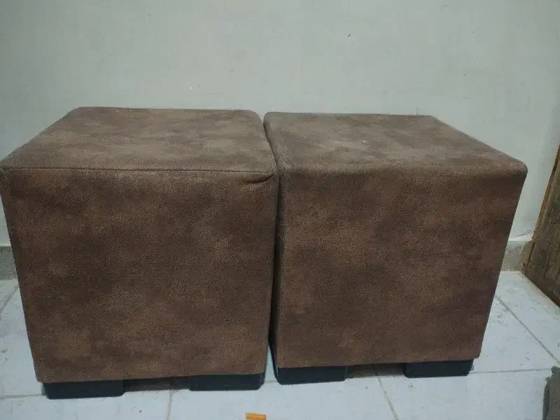 پاف نشیمن|صندلی و نیمکت|قدس, شهرقدس|دیوار