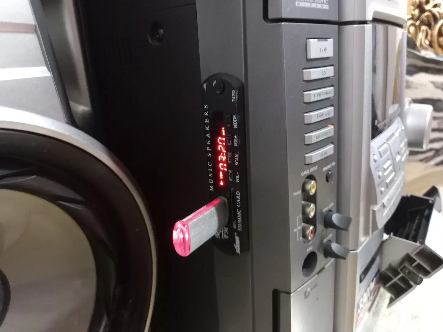 ضبط سونی فلش خور با۲ باند قوی|سیستم صوتی خانگی|مرند, |دیوار