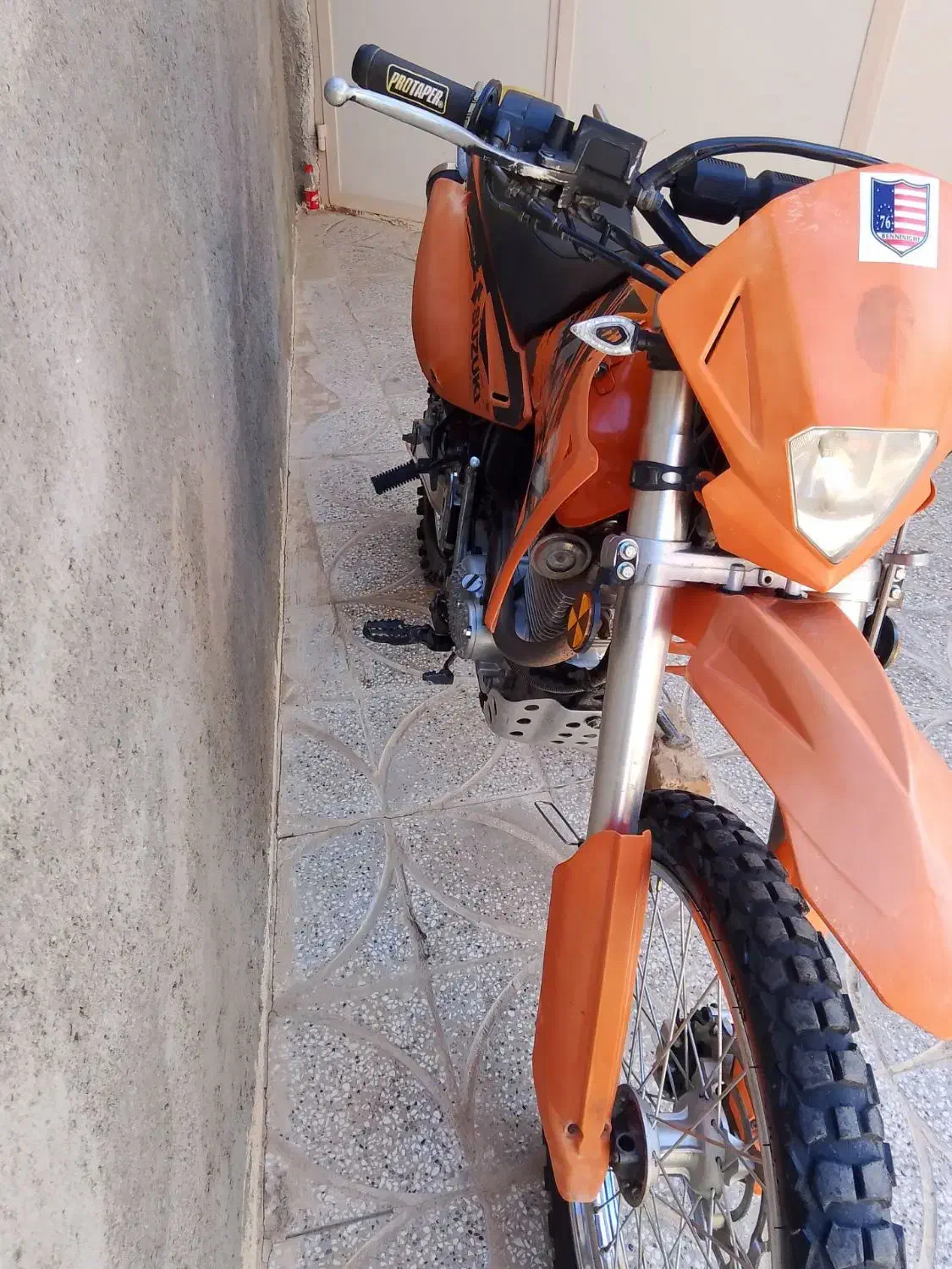 موتور تریل|موتورسیکلت|قائن, |دیوار