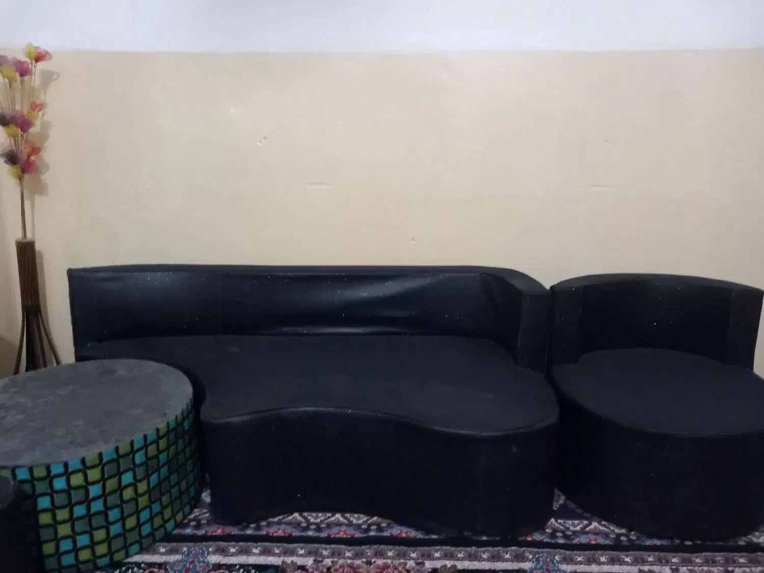مبل ال۶ نفره ومیزشیشه ای پایه دار|مبلمان خانگی و میز عسلی|بندرعباس, |دیوار