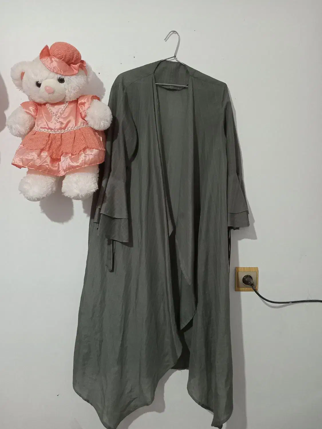 مانتوی زنانه|لباس|ساری, |دیوار