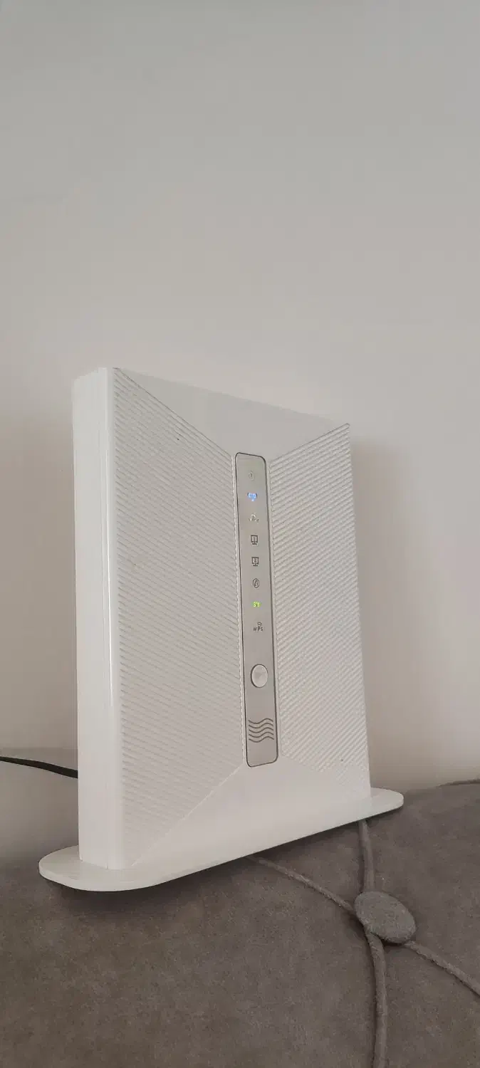 مودم سیم کارت خور 4G ایرانسل|مودم و تجهیزات شبکه|تهران, امام زاده حسن|دیوار