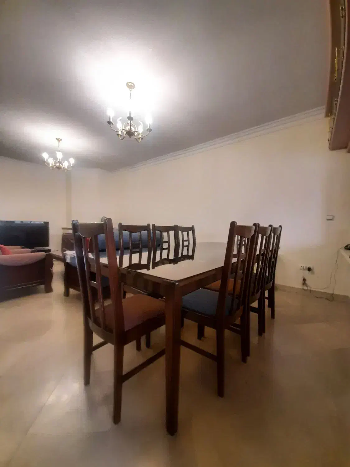 میز ناهار خوری و مبلمان غریبیان|میز و صندلی غذاخوری|تهران, نارمک جنوبی|دیوار