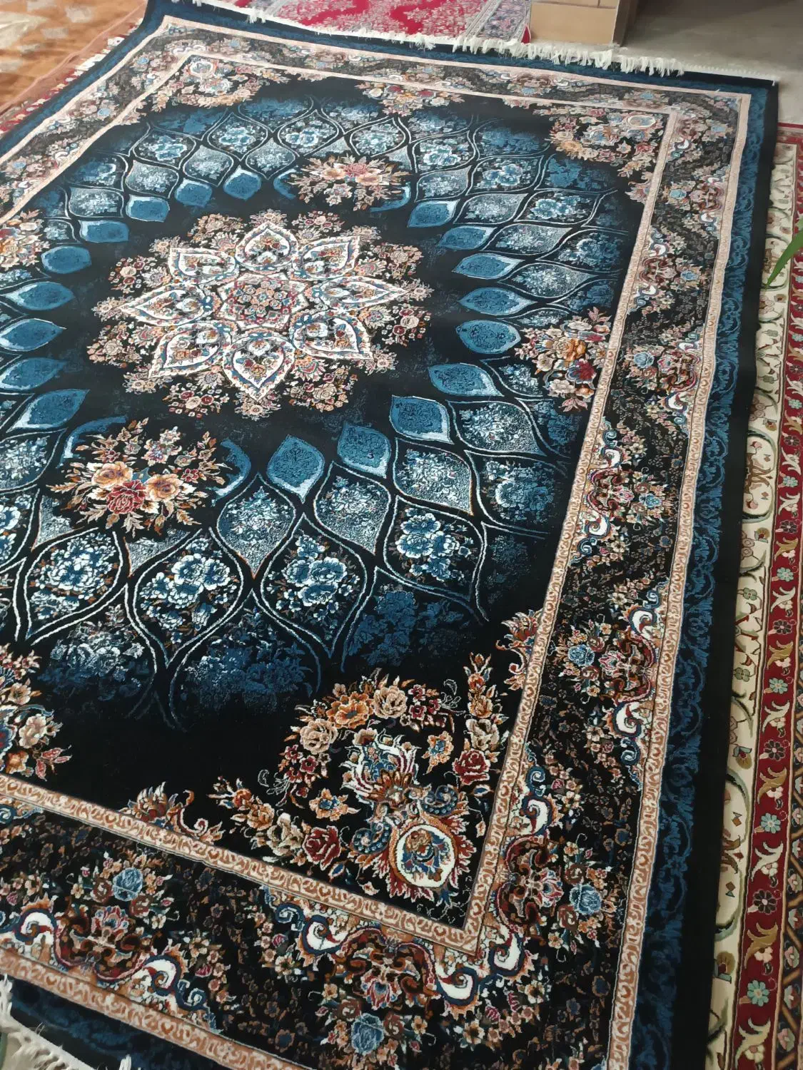 قالی ۵۰۰ شانه|فرش|فیروزآباد (فارس), |دیوار