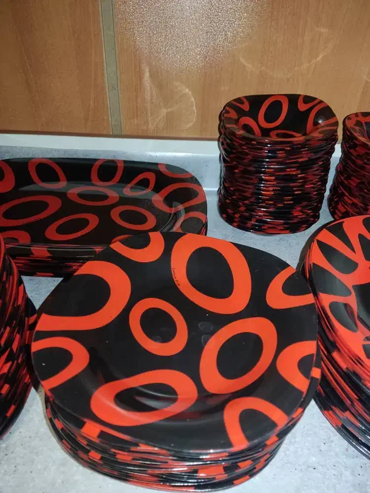 چینی لومانراک|ظروف سرو و پذیرایی|اصفهان, امامزاده اسماعیل|دیوار