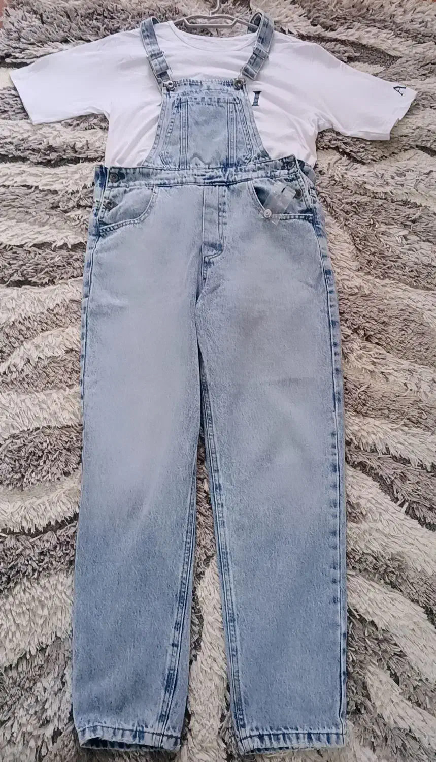 شلواربندی دخترانه|لباس|صومعه‌سرا, |دیوار