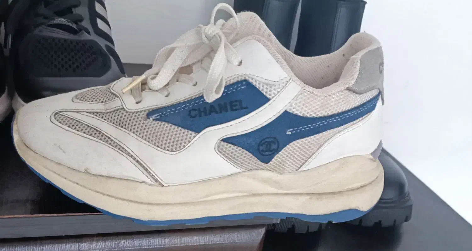 کتونی 38|کیف، کفش، کمربند|رشت, پیرسرا|دیوار