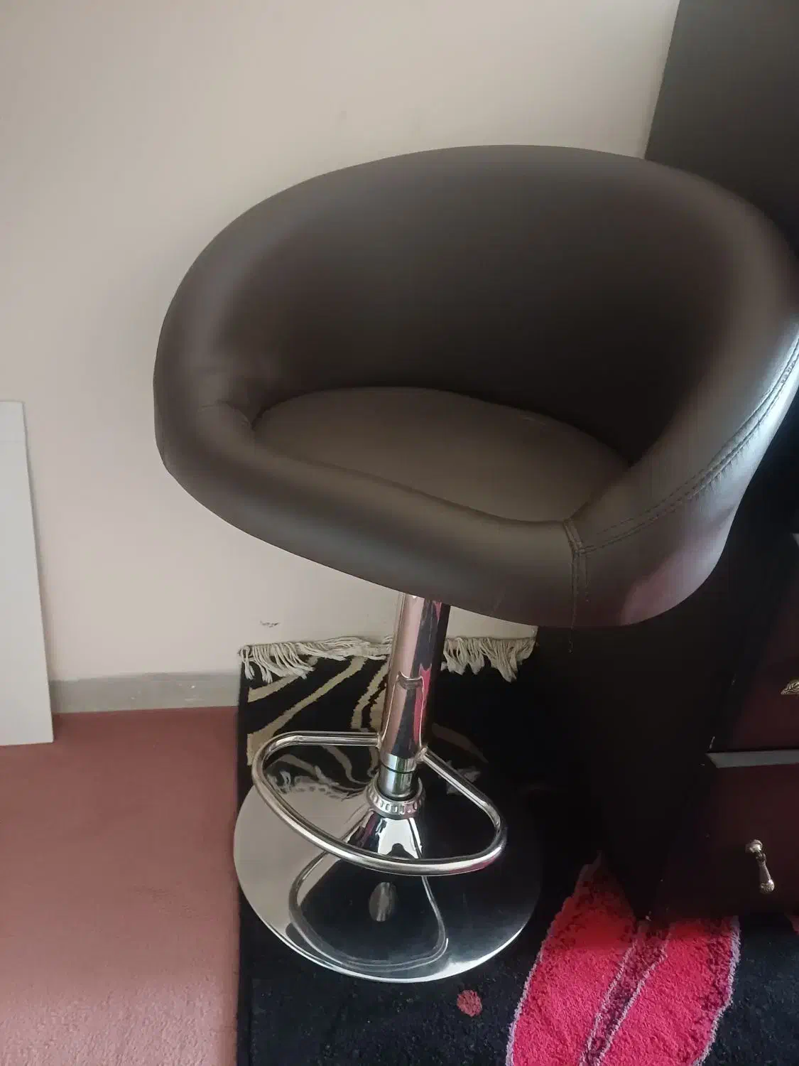 صندلی اپنی شیک و درجه یک|صندلی و نیمکت|همدان, |دیوار