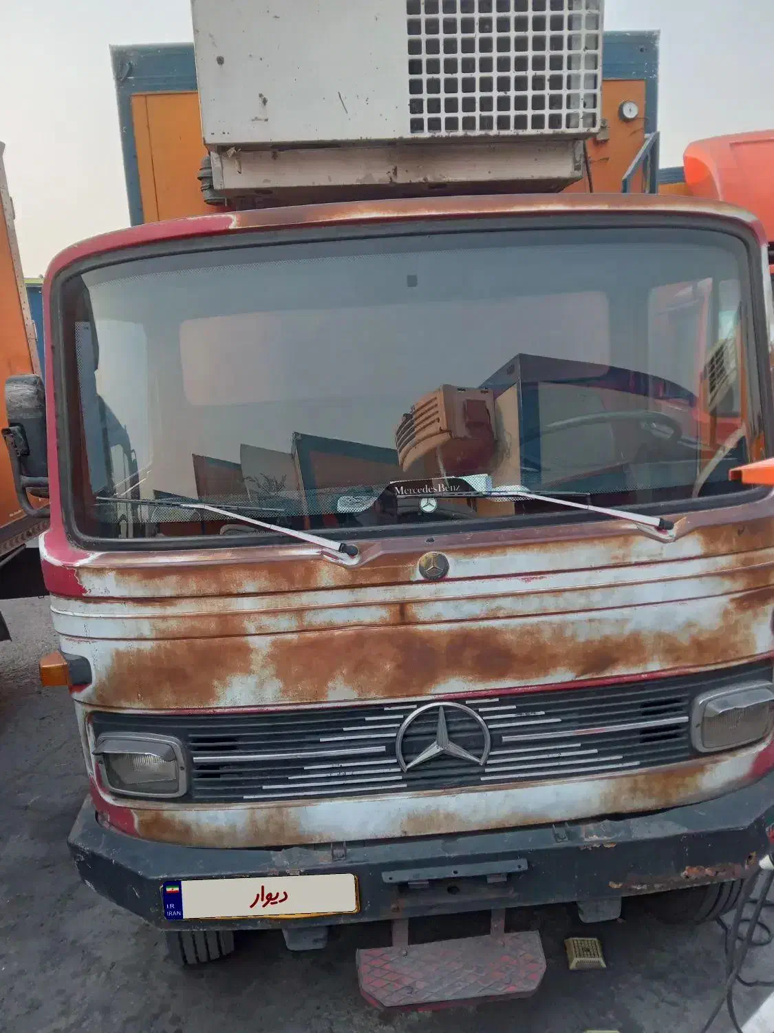 خاور ۶۰۸ مدل ۷۵ کاملا بیرنگ|خودرو سنگین|تهران, هفده شهریور|دیوار