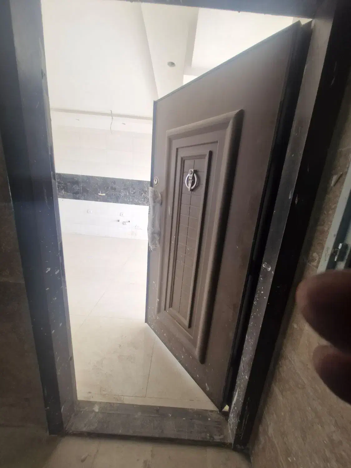 فروش اپارتمان ۸۳متری ۲خواب باکیفیت پرنورکلیدنخورده|فروش آپارتمان|اصفهان, جنیران (لادان)|دیوار