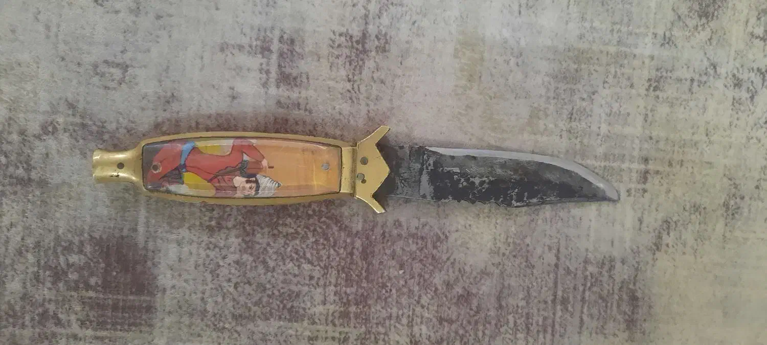 دشنه|کلکسیون اشیاء عتیقه|اصفهان, شاهزاده ابراهیم|دیوار