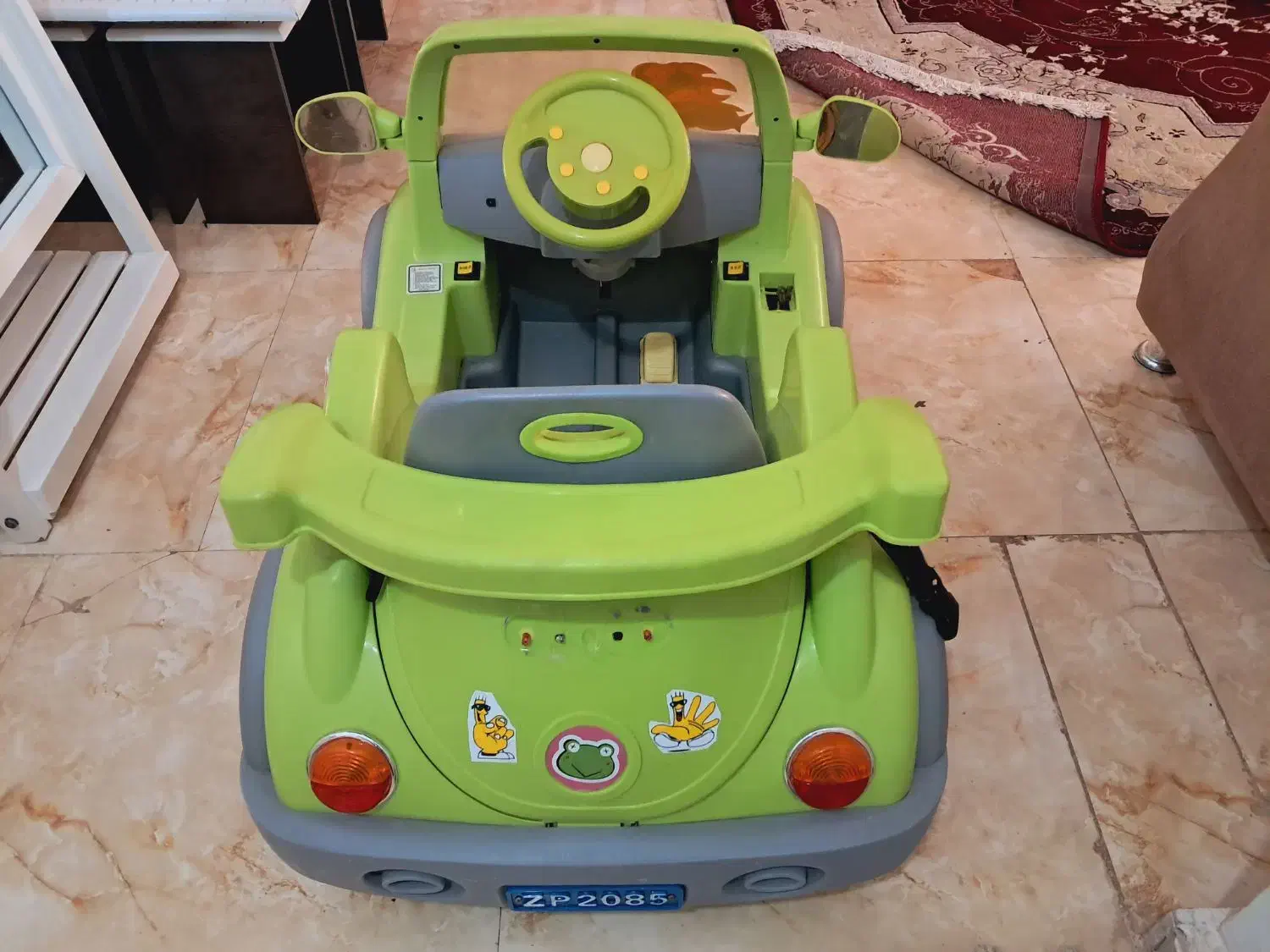 ماشین شارژی نو سالم|اسباب‌بازی بچه|پرند, فاز ۶|دیوار