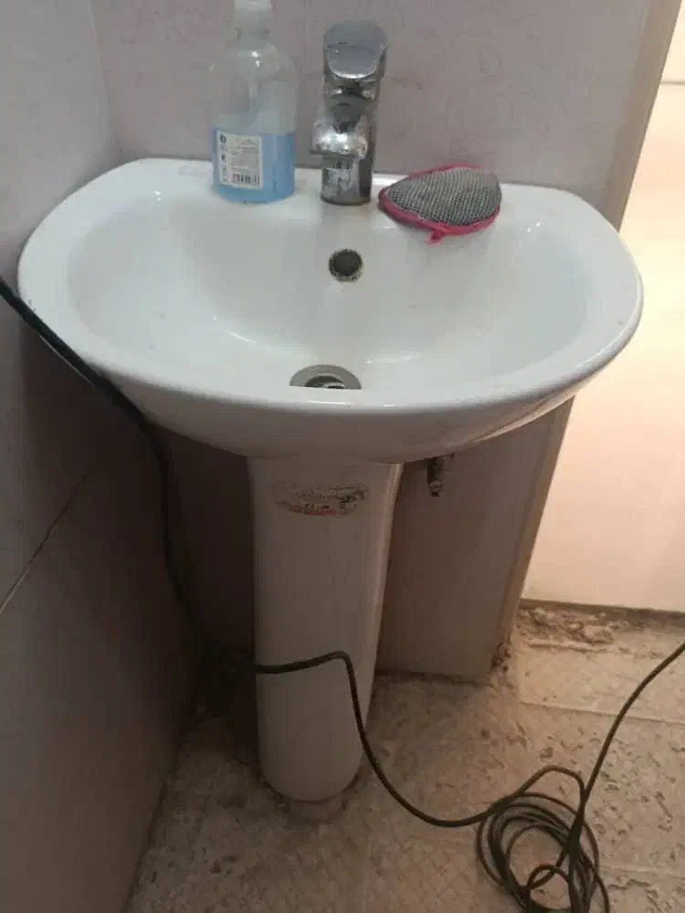 سرویس فرنگی فلش تانک روشویی و آینه|لوازم سرویس بهداشتی|تهران, پونک|دیوار