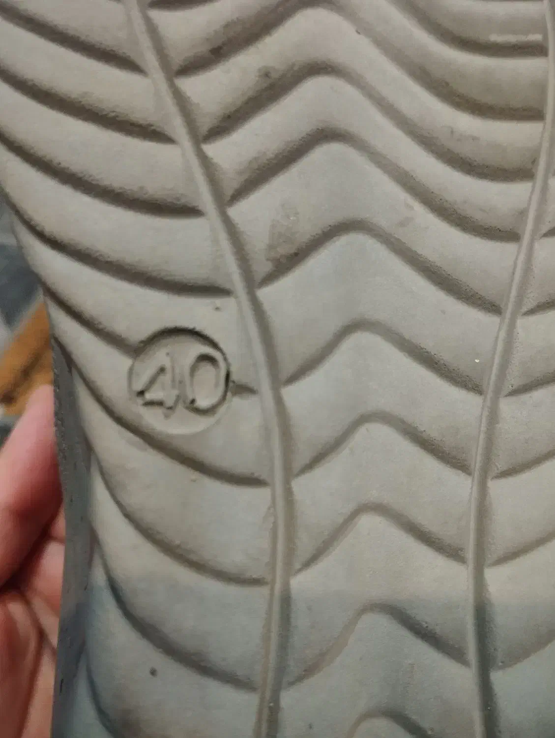 کفش نو|کیف، کفش، کمربند|زابل, |دیوار