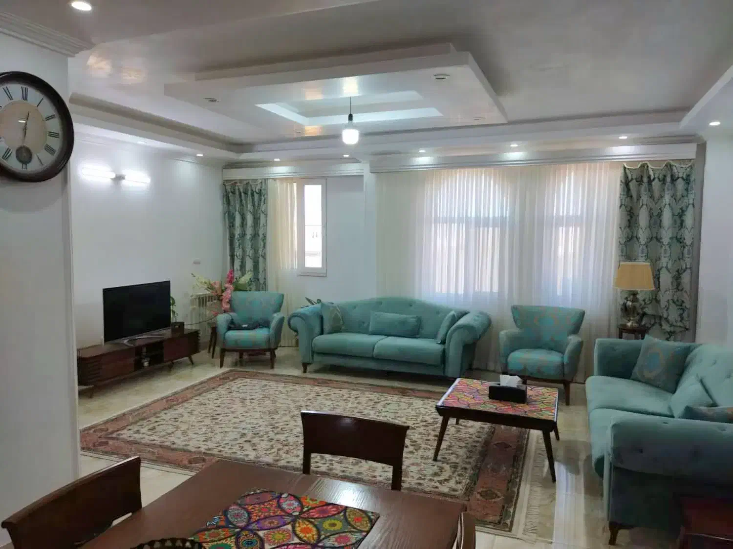 آپارتمان ۸۵ متر شیک خ ساری مهمانسرا  ۴۰۰ وام دار|فروش آپارتمان|قائم‌شهر, |دیوار