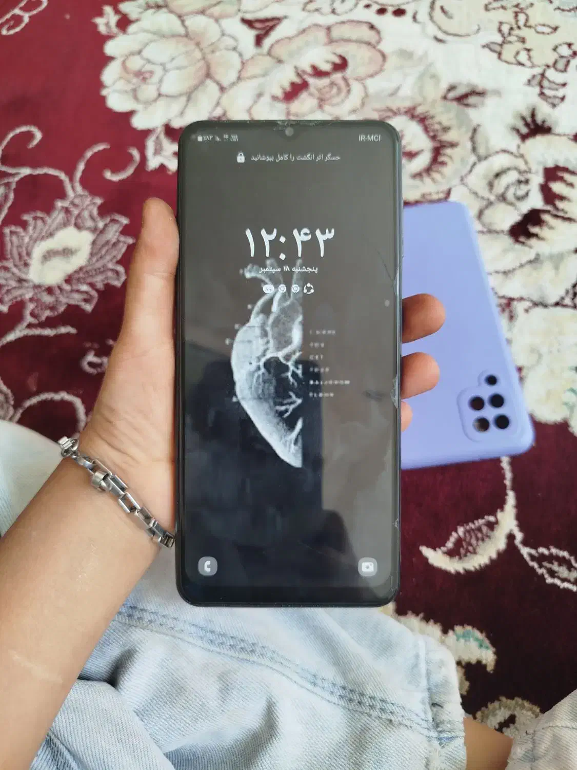 یک گوشی سالم و تمیز|موبایل|نجفآباد, ویلاشهر|دیوار