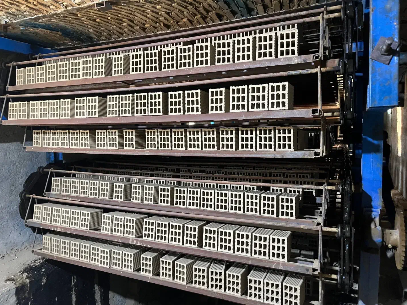 فروش کارخانه آجر سفال خشکن دار|فروش دفتر صنعتی، کشاورزی، تجاری|شیراز, فرهنگ شهر|دیوار