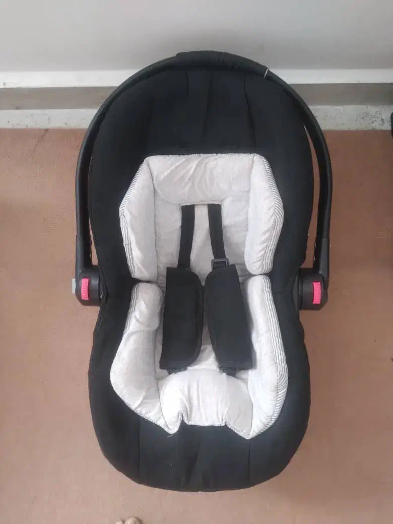 روروئک.وکریر|کالسکه و لوازم جانبی|شوش, |دیوار