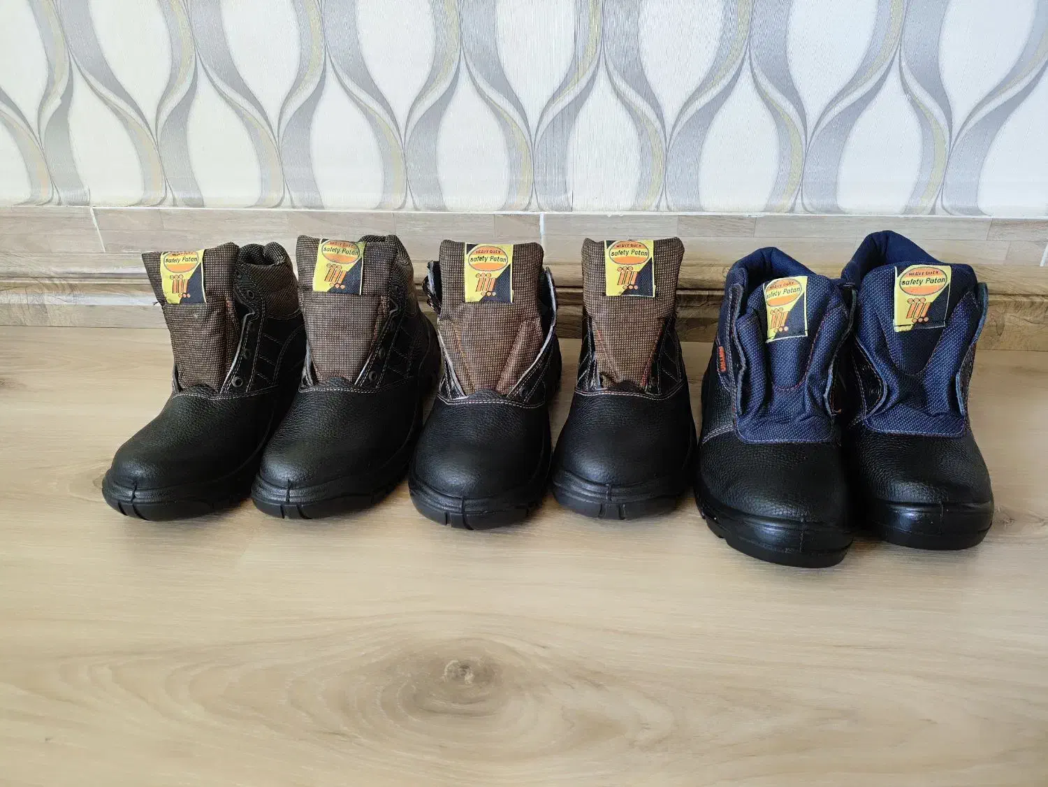 کفش ایمنی نو|کیف، کفش، کمربند|ایلخچی, |دیوار