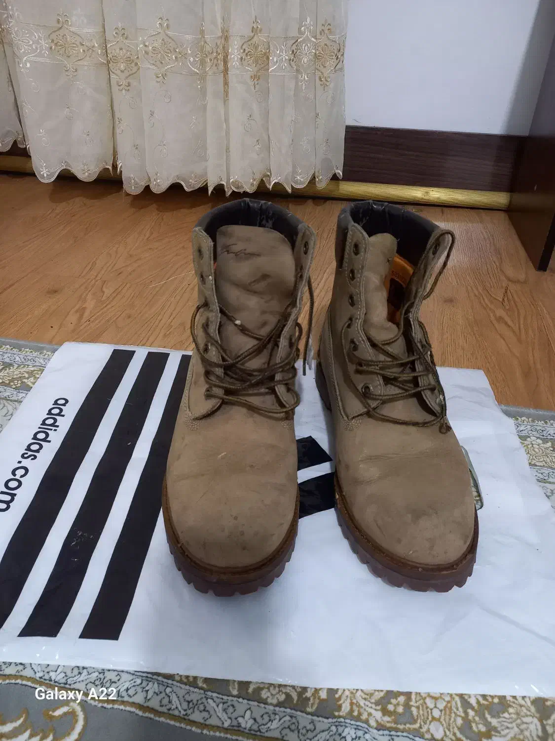 نیم بوت مردانه|کیف، کفش، کمربند|پرند, فاز ۵|دیوار