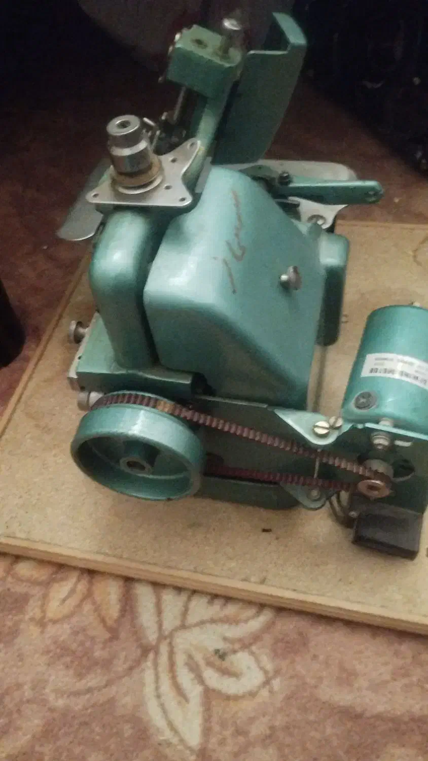 سردوز چرخ|چرخ خیاطی و ریسندگی|خرم‌آباد, |دیوار