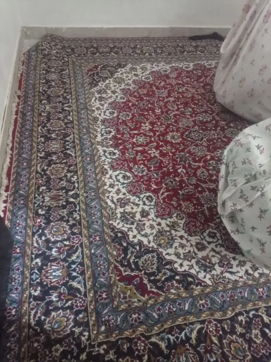 تشک .گاز .فرش.میز تی وی|رختخواب، بالش، پتو|ملایر, |دیوار