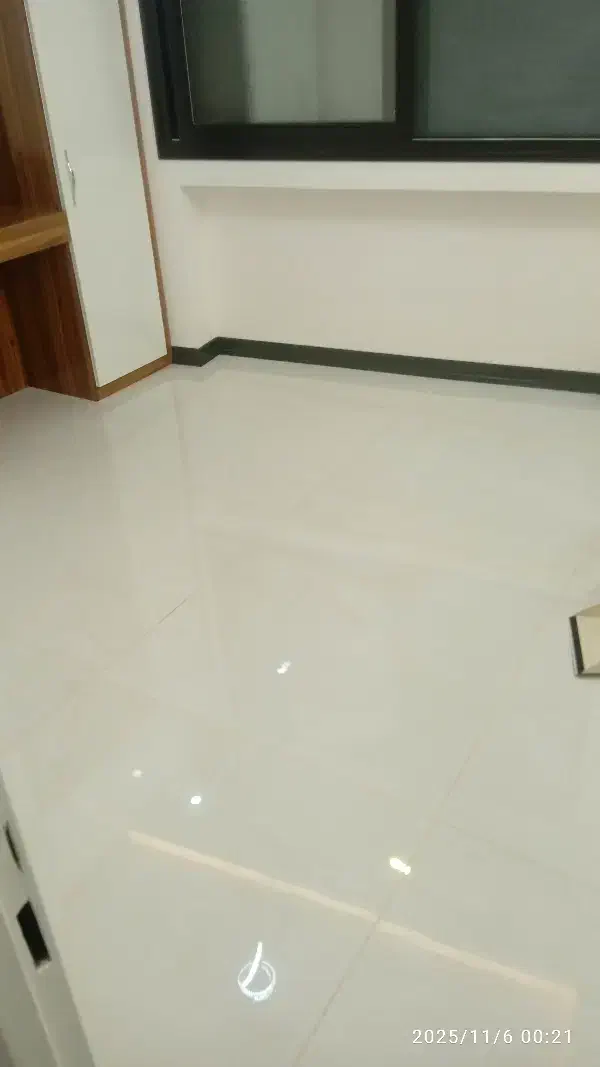 تمیزکار باتجربه .اقاهستم۴۳ساله|خدمات نظافت|اصفهان, برازنده|دیوار