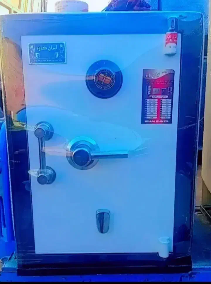 نمایندگی گاوصندوق آریا کاوه ایران کاوه|ابزارآلات|سردشت, |دیوار