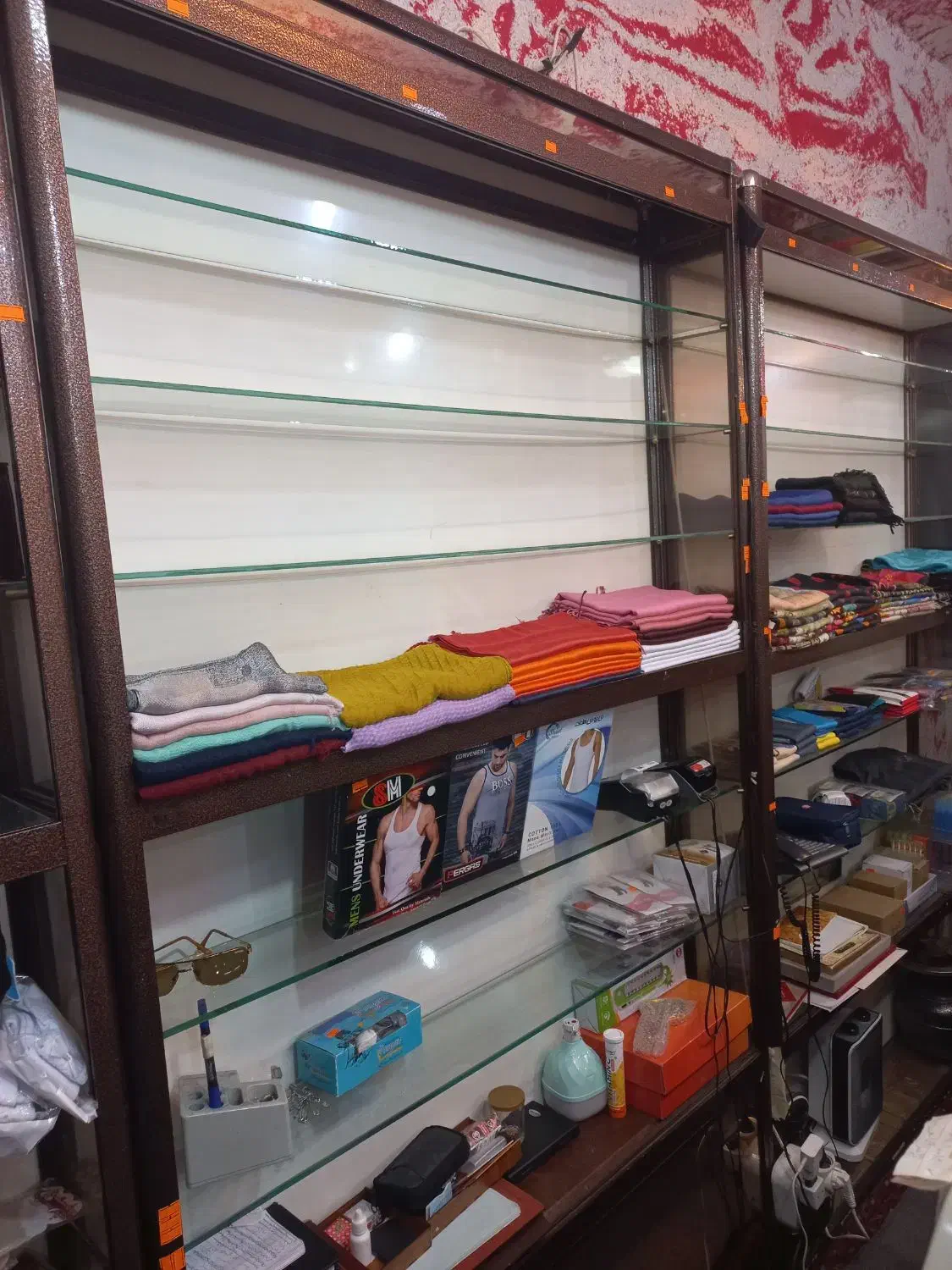 قفسه چهارچوب تمام آلمینیوم وبرنج|کتابخانه، شلف، قفسه‌های دیواری|تبریز, |دیوار